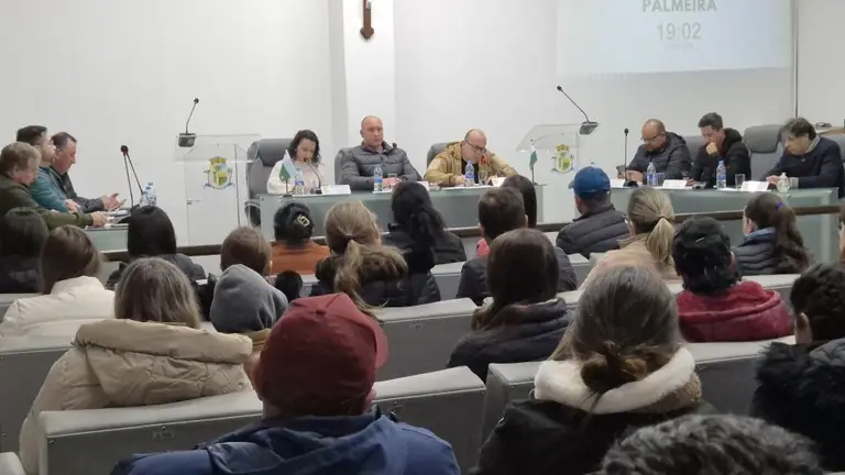 Câmara de Palmeira aprova incentivo a agentes de saúde e debate LDO de 2027